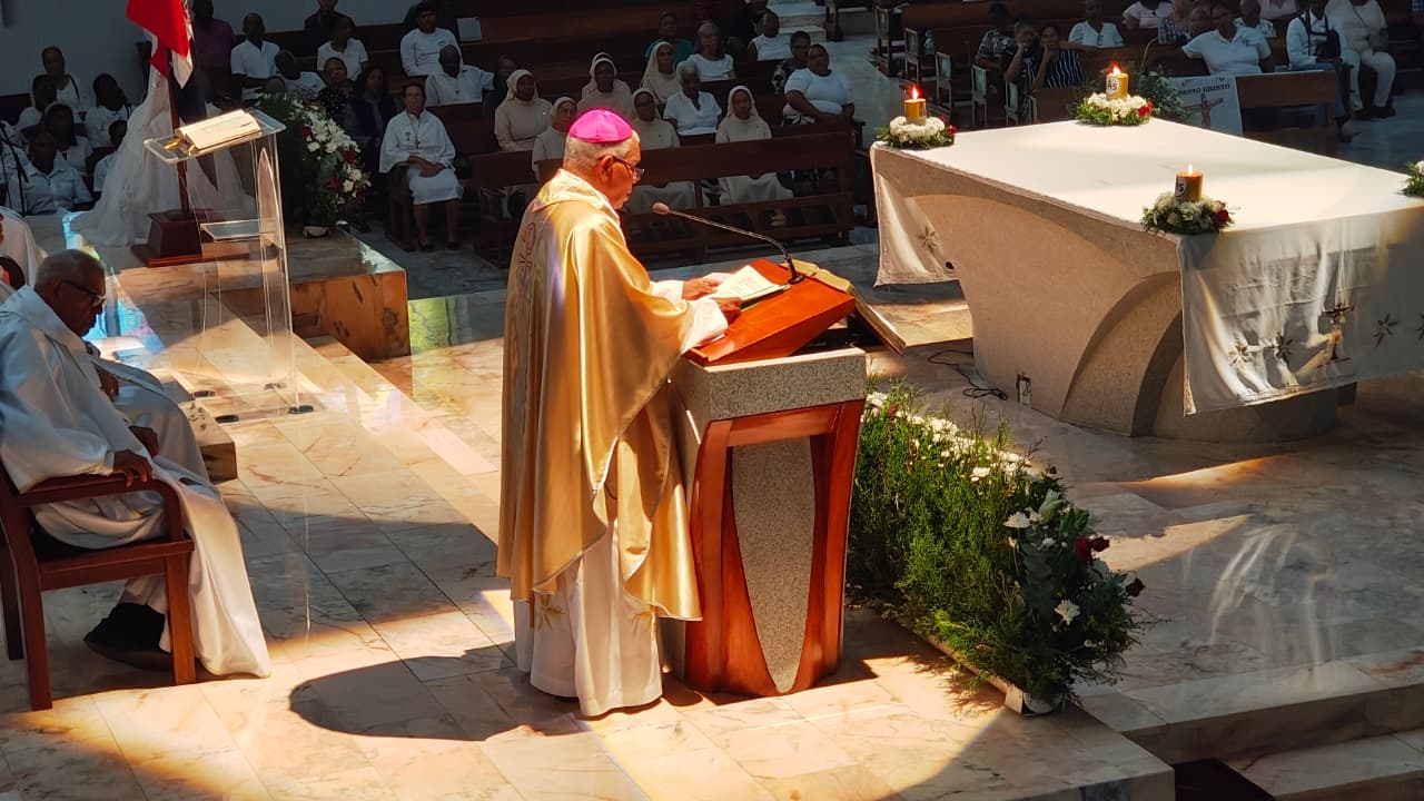 Mons Ozaria LaStellard